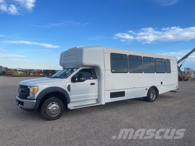 Ford F-550 سيارات