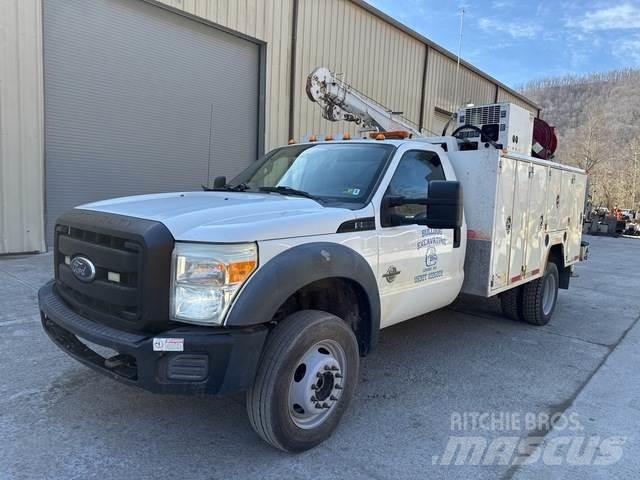 Ford F-550 مركبات الأغراض العامة