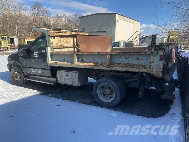 Ford F-550 شاحنات قلابة