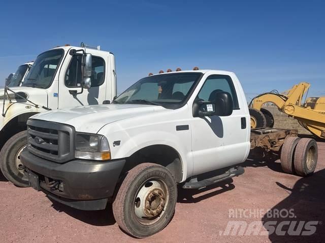 Ford F-550 كابينة والداخلية