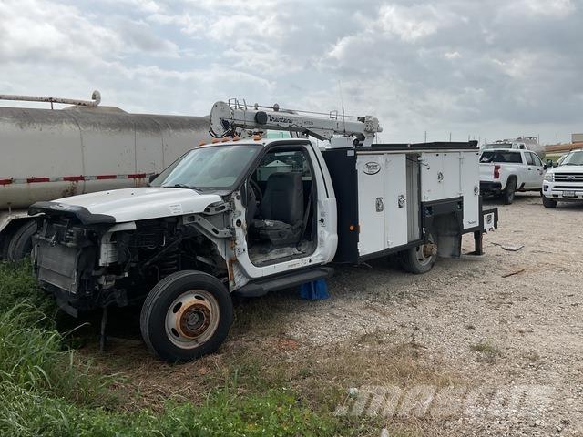 Ford F-550 مركبات الأغراض العامة