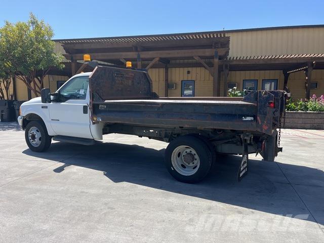 Ford F-550 شاحنات قلابة