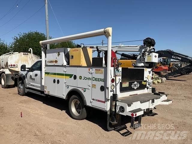 Ford F-550 مركبات الأغراض العامة