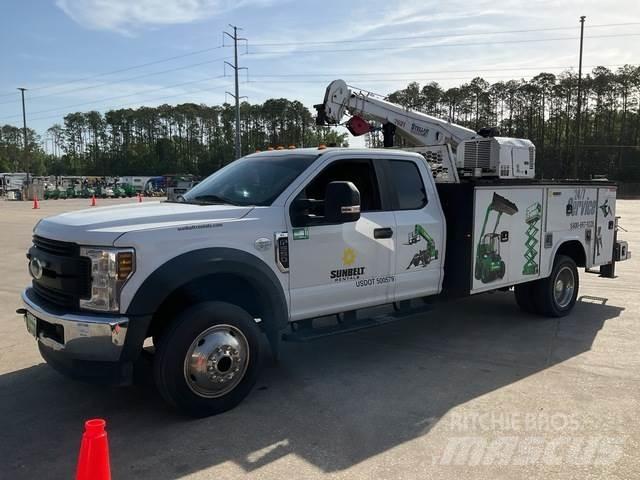 Ford F-550 مركبات الأغراض العامة