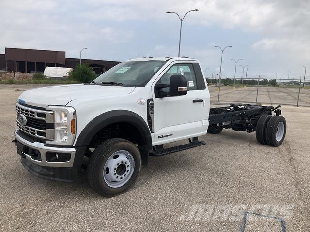 Ford F-550 كابينة والداخلية