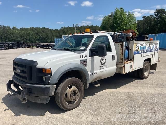 Ford F-550 مركبات الأغراض العامة