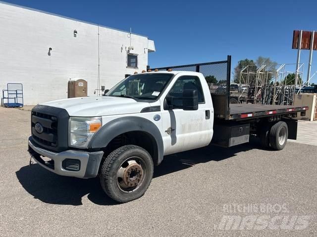 Ford F-550 شاحنات قلابة