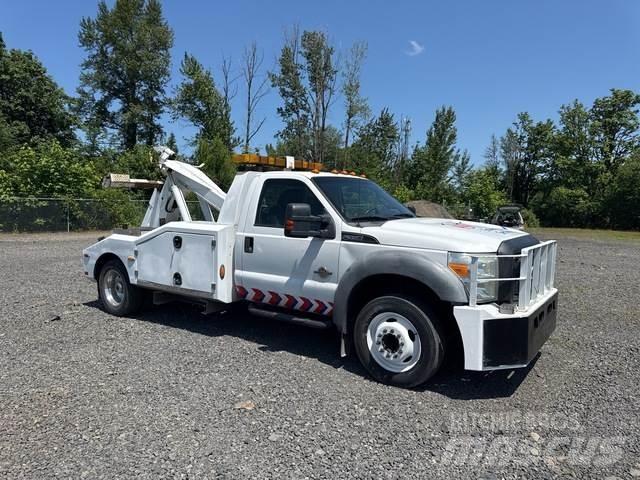 Ford F-550 مركبات إصلاح الأعطال