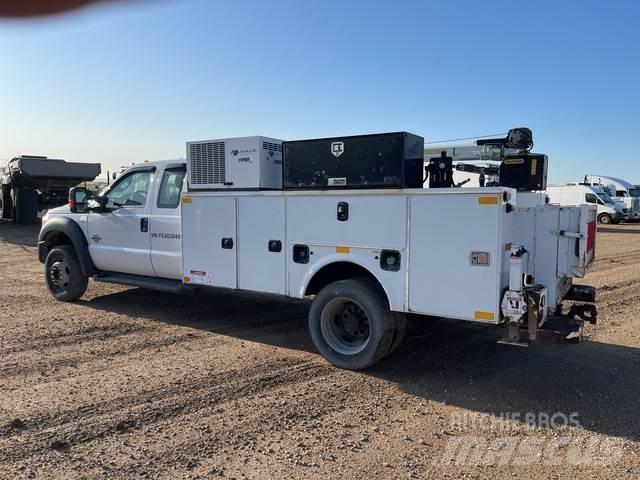 Ford F-550 مركبات الأغراض العامة