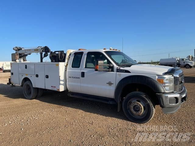 Ford F-550 مركبات الأغراض العامة