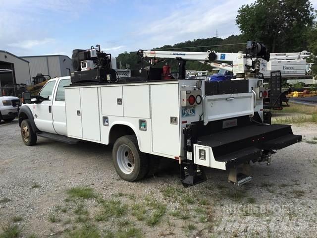 Ford F-550 مركبات الأغراض العامة
