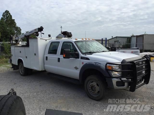 Ford F-550 مركبات الأغراض العامة