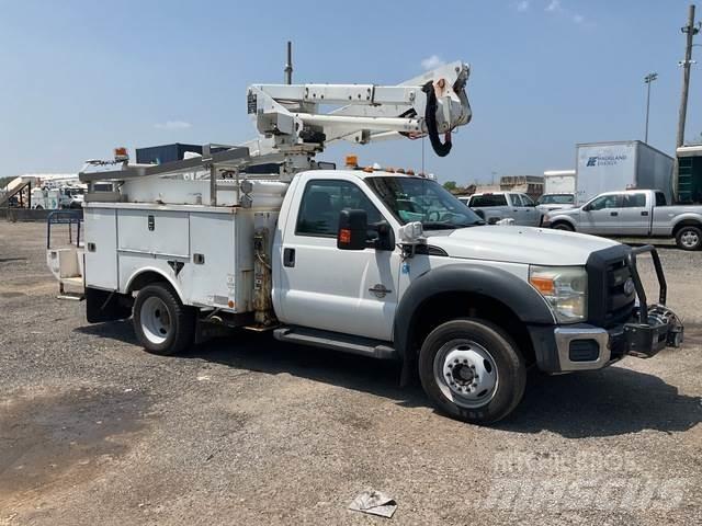 Ford F-550 شاحنات أخرى