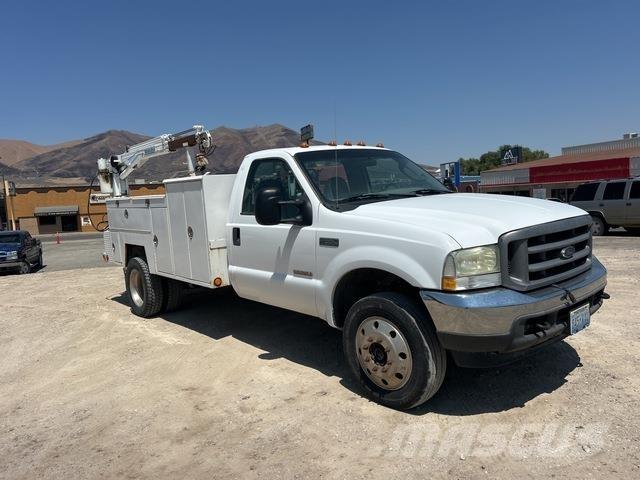 Ford F-550 مركبات الأغراض العامة
