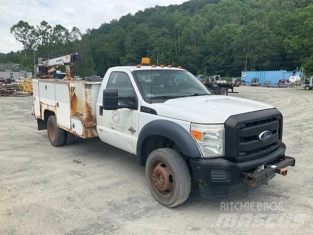 Ford F-550 مركبات الأغراض العامة