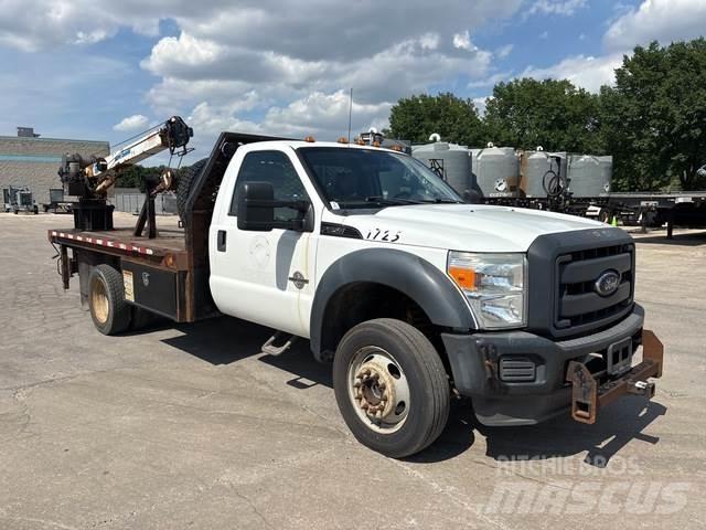 Ford F-550 مركبات الأغراض العامة
