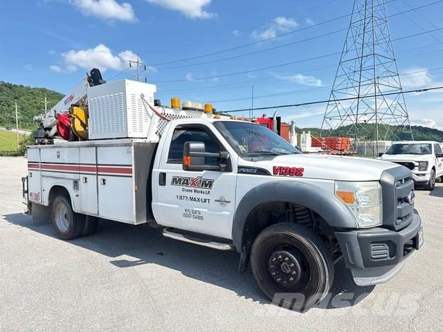 Ford F-550 مركبات الأغراض العامة