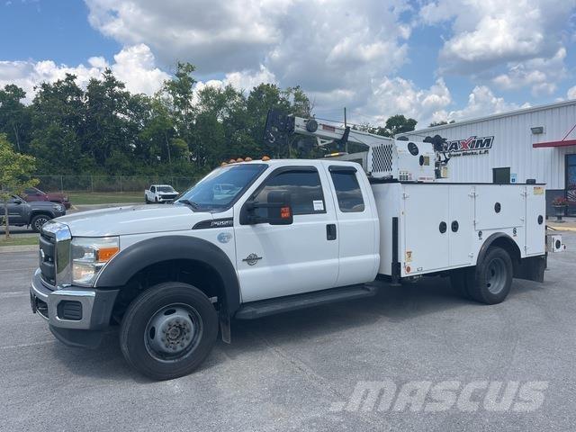Ford F-550 مركبات الأغراض العامة