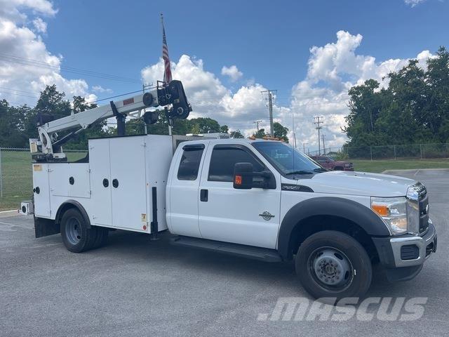 Ford F-550 مركبات الأغراض العامة