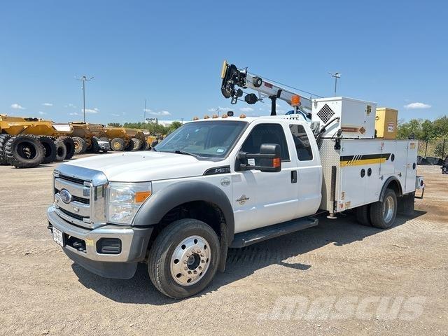 Ford F-550 مركبات الأغراض العامة