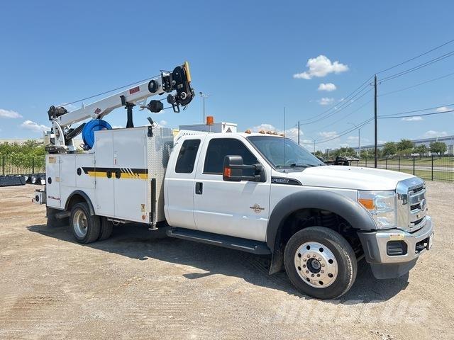 Ford F-550 مركبات الأغراض العامة