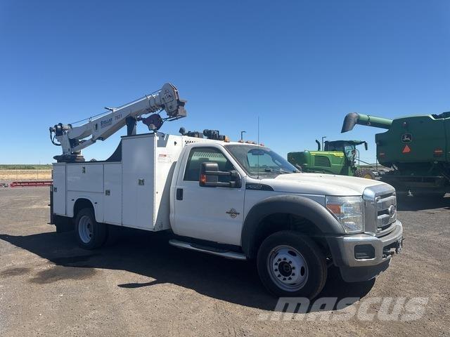 Ford F-550 مركبات الأغراض العامة