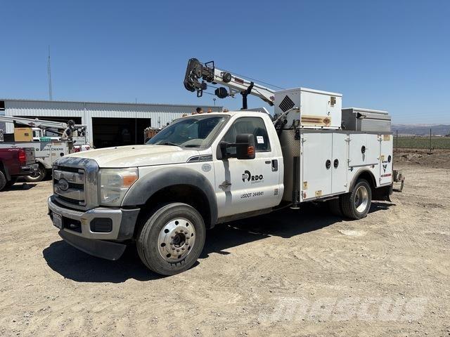 Ford F-550 مركبات الأغراض العامة