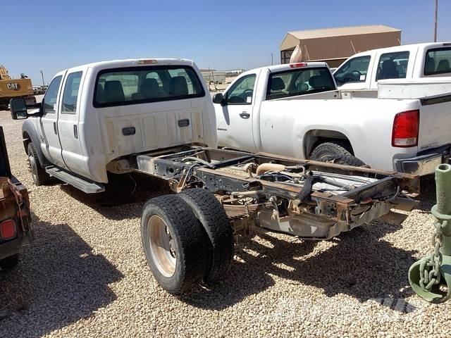 Ford F-550 كابينة والداخلية