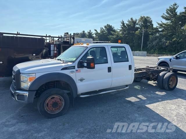 Ford F-550 كابينة والداخلية