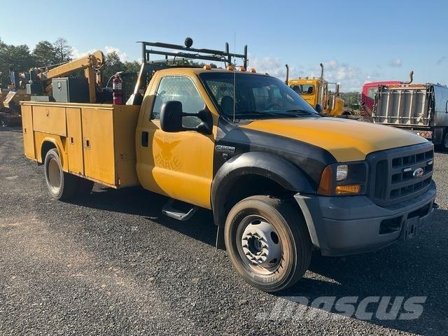 Ford F-550 مركبات الأغراض العامة