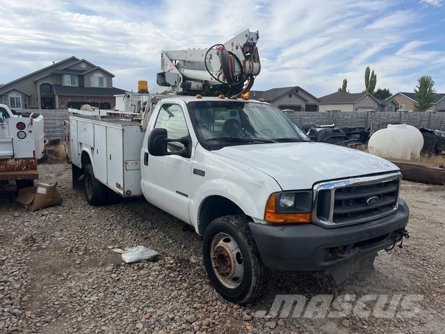 Ford F-550 المنصات الهوائية المثبتة على شاحنة