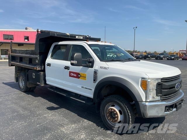 Ford F-550 شاحنات قلابة