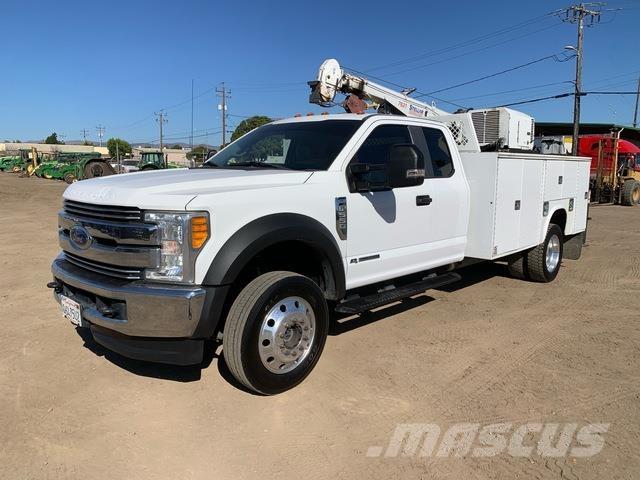 Ford F-550 مركبات الأغراض العامة