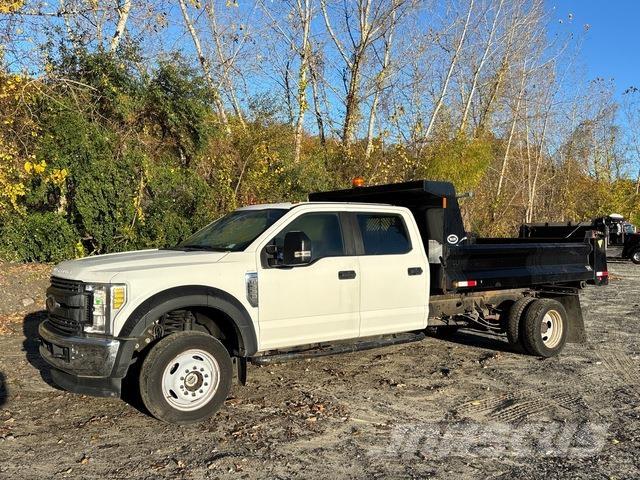 Ford F-550 شاحنات قلابة
