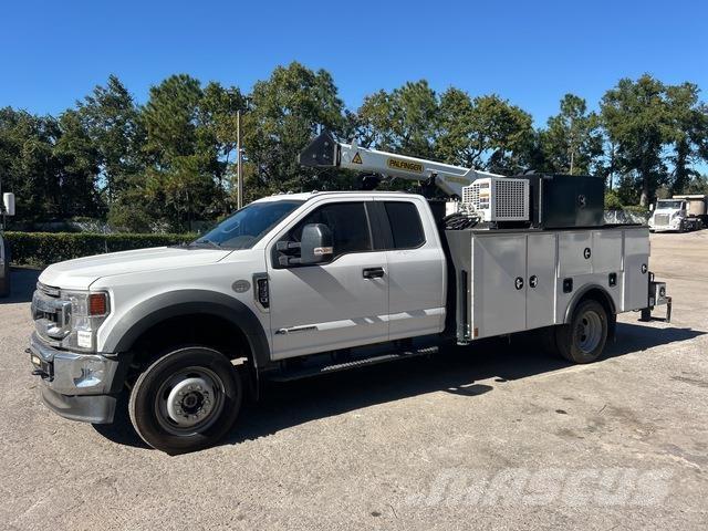 Ford F-550 مركبات الأغراض العامة