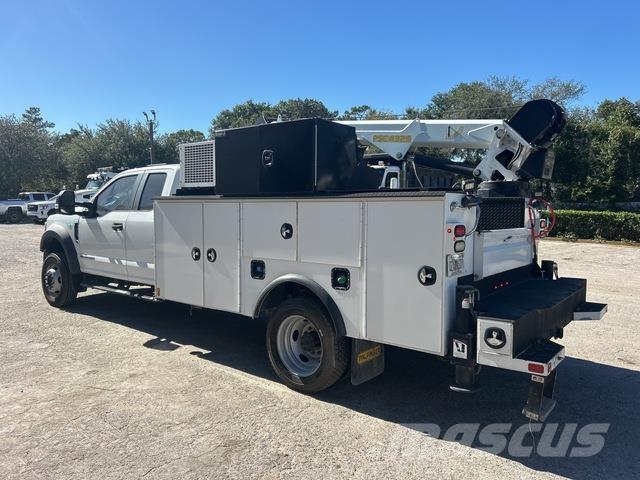 Ford F-550 مركبات الأغراض العامة