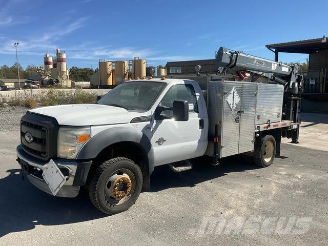 Ford F-550 شاحنات الرافعات