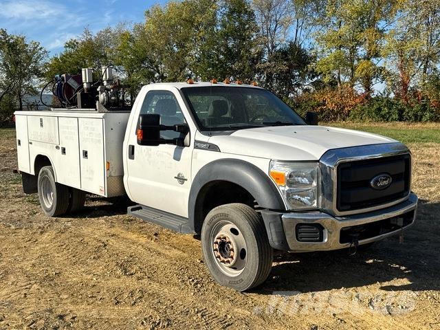 Ford F-550 مركبات الأغراض العامة