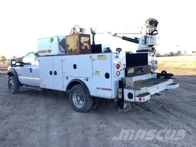 Ford F-550 مركبات الأغراض العامة