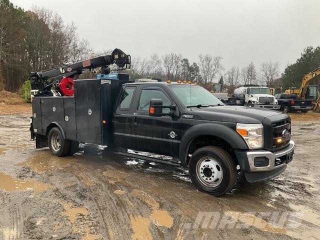 Ford F-550 مركبات الأغراض العامة
