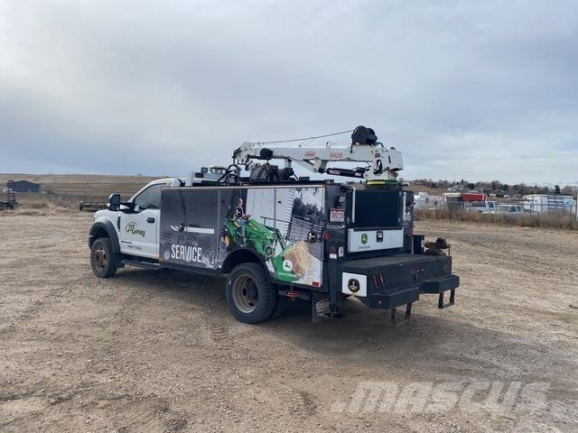 Ford F-550 مركبات الأغراض العامة