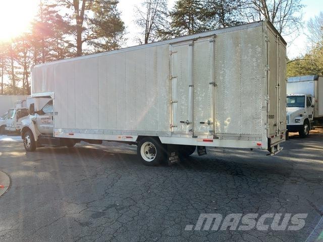Ford F-650 شاحنات ذات هيكل صندوقي