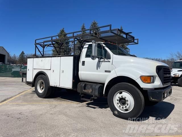 Ford F-650 شاحنات خفيفة/مفصلية الجوانب