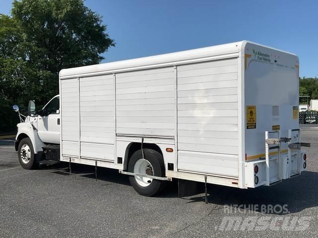 Ford F-650 شاحنات نقل المشروبات
