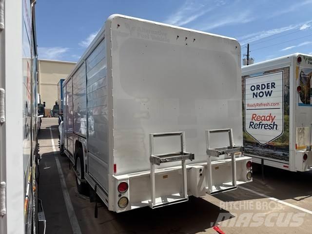 Ford F-650 شاحنات نقل المشروبات