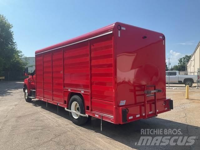 Ford F-650 شاحنات نقل المشروبات