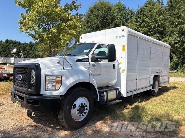 Ford F-650 شاحنات نقل المشروبات