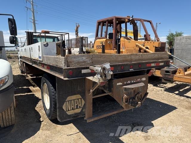 Ford F-650 شاحنات مسطحة/مفصلية الجوانب