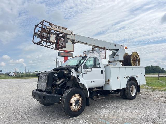 Ford F-650 المنصات الهوائية المثبتة على شاحنة