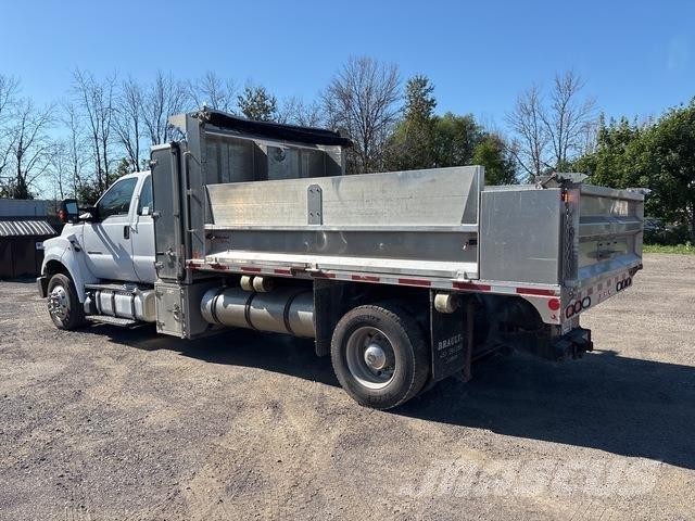 Ford F-650 شاحنات قلابة